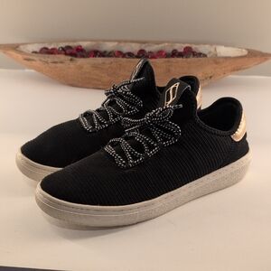 Skechers Street Goldie sn73779  Black with Rose Gold. Women's Size 9.5